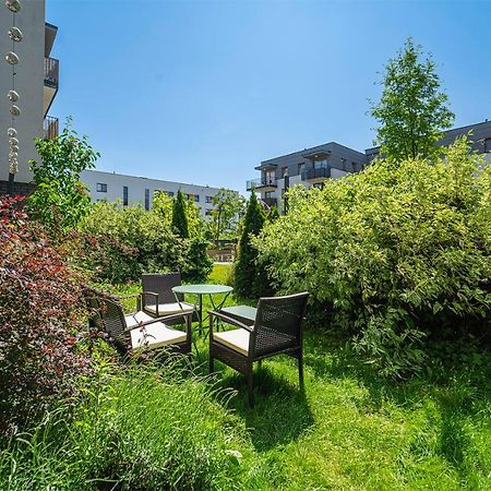 Bluszczanska Modern Urban Apartment Варшава Екстериор снимка