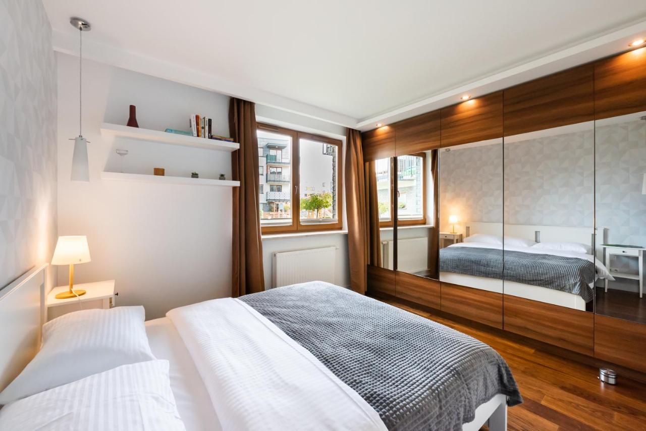 Bluszczanska Modern Urban Apartment Варшава Екстериор снимка
