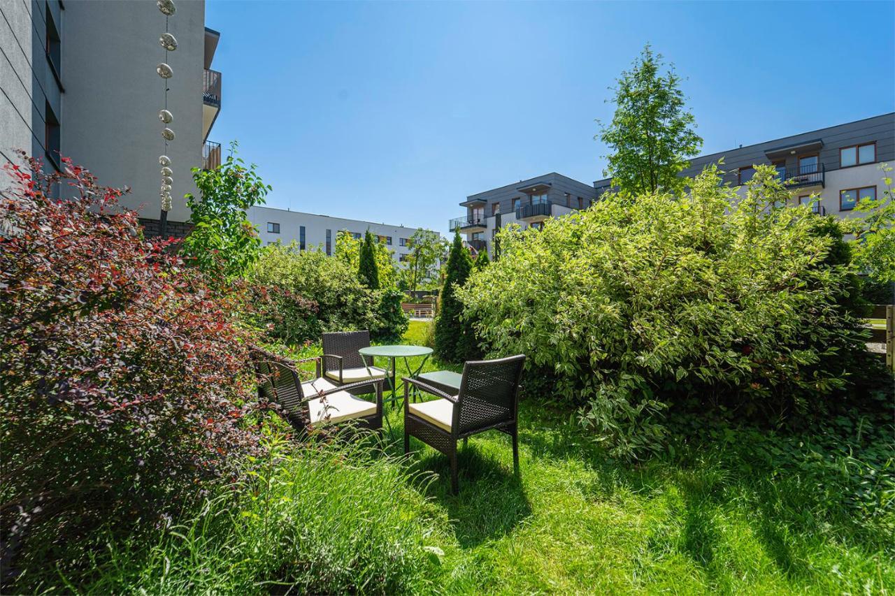 Bluszczanska Modern Urban Apartment Варшава Екстериор снимка
