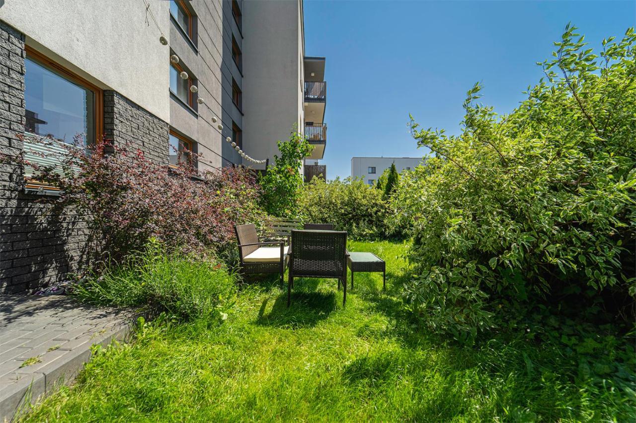 Bluszczanska Modern Urban Apartment Варшава Екстериор снимка