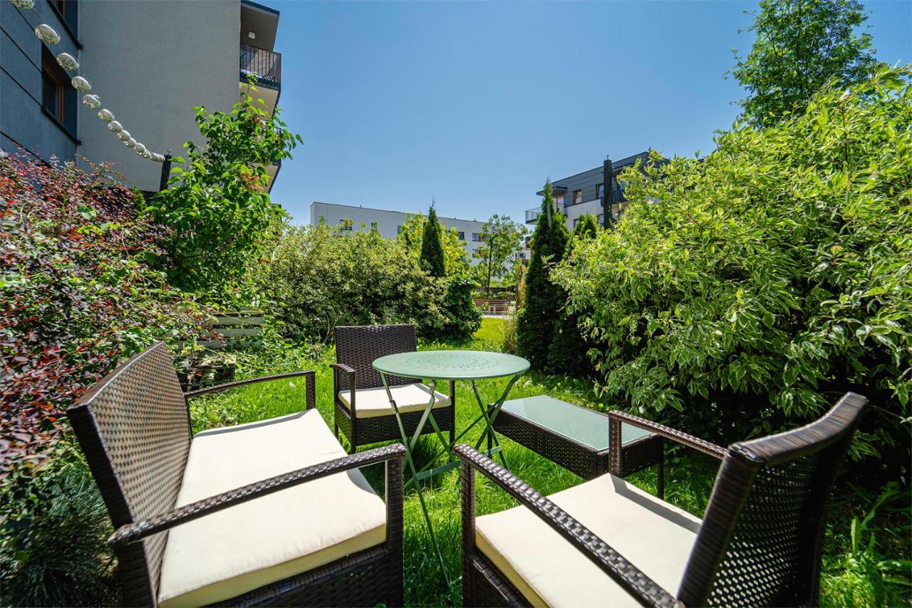 Bluszczanska Modern Urban Apartment Варшава Екстериор снимка