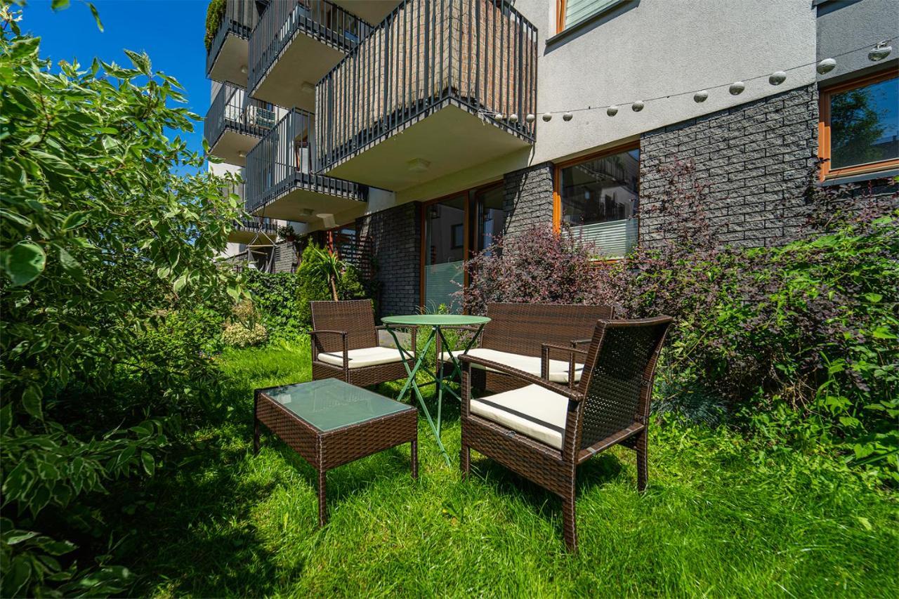 Bluszczanska Modern Urban Apartment Варшава Екстериор снимка